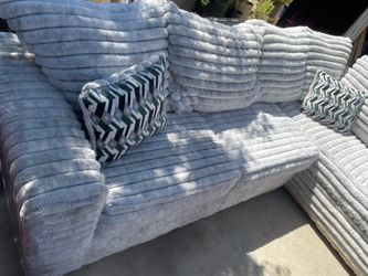 Sectional couch