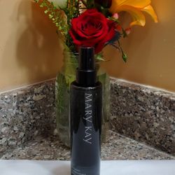 Mary Kay Brush Cleaner/ Limpiador De Brochas