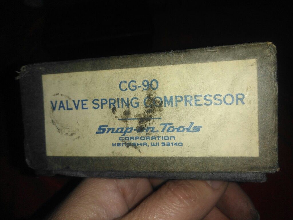 Snapon Tools CG90 Valve Spring Compressor for Sale in Fresno, CA