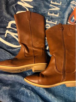 Size 2 boots kids