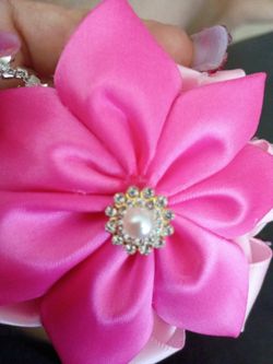 Flower keychains