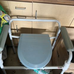 Free Shower/Toilet Seat  