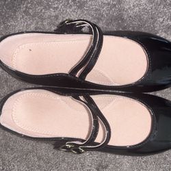 Black Patent Leather Shoes 
