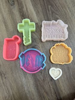 Candle and Freshie Molds