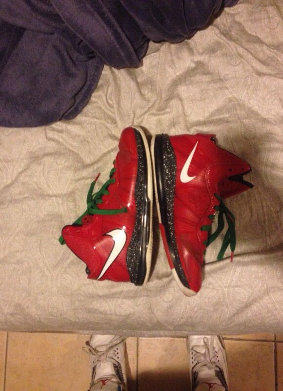 Xmas Lebron 8s