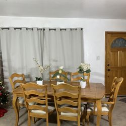 Extendable Solid Wood Dining Table With 6 Chairs & Removable Covers 