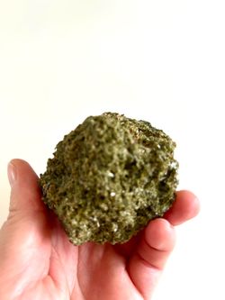 Epidote crystal - 30% off