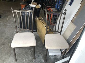 2 metal cloth chairs