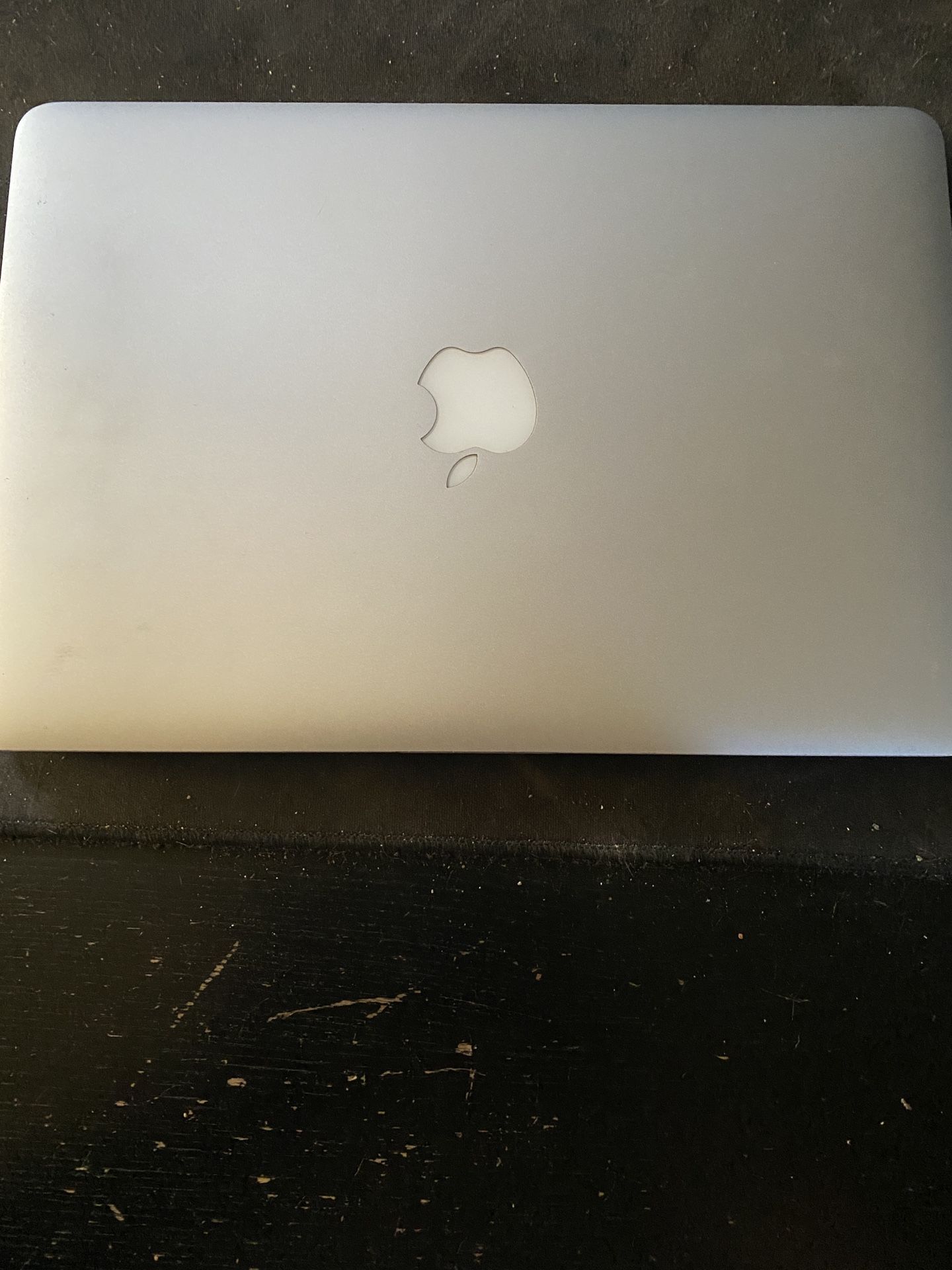 Apple MacBook Pro (Early 2015)