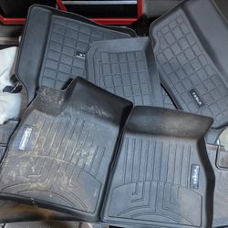  TESLA MODEL S WEATHERTECH  MAKE OFFER