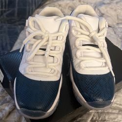 Air Jordan 11 Retro Low 