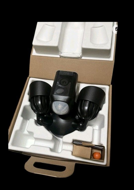 RING CAMARA WITH LIGHT