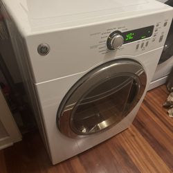 GE Compact Vented Dryer - 24 inch / Apartment Size (Works Great)