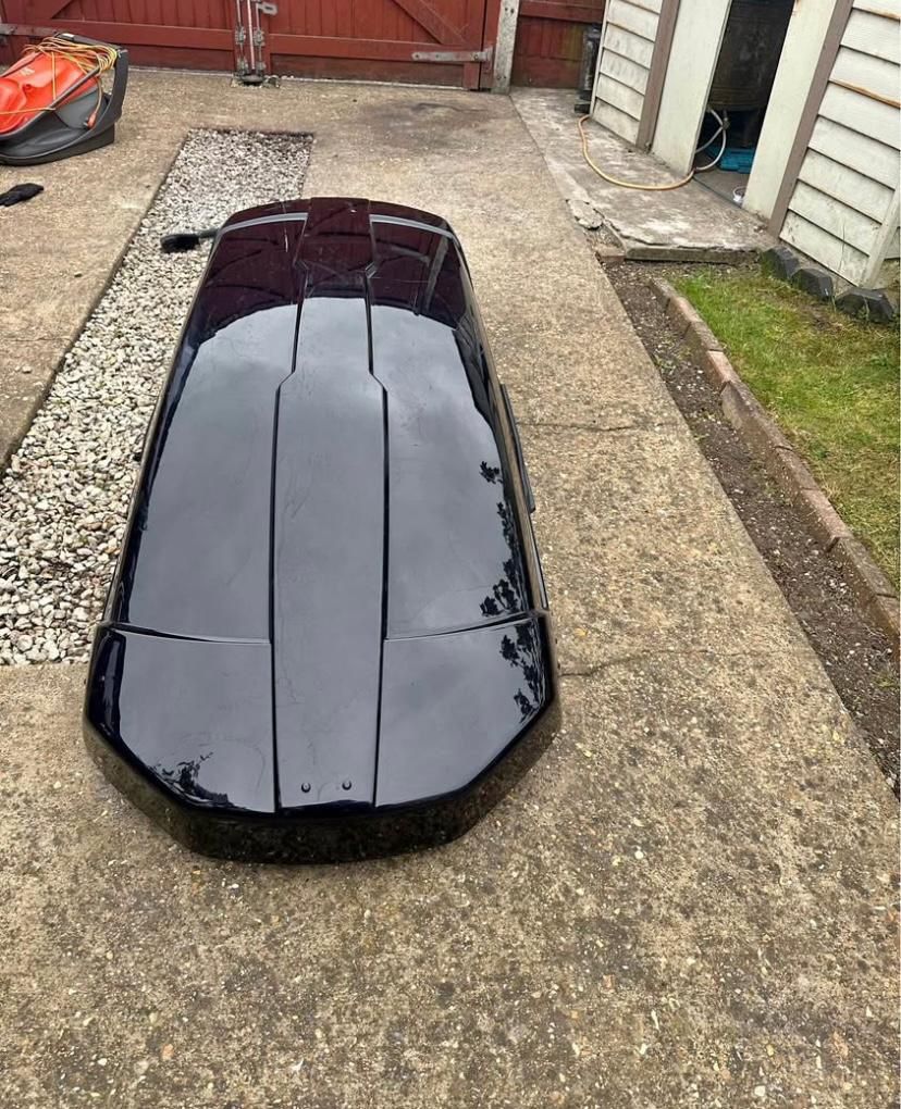 Thule roof box XT XL