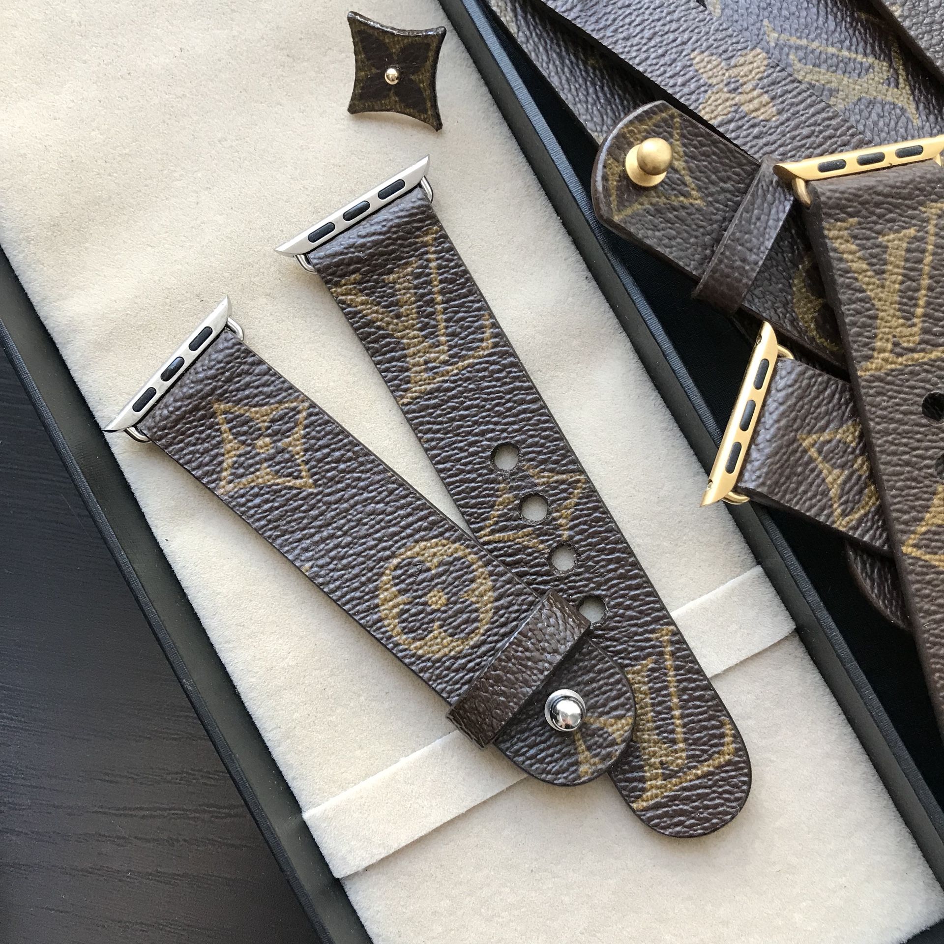Authentic Louis Vuitton Canvas Apple Watch Band Strap 38mm Silver for Sale  in Los Angeles, CA - OfferUp