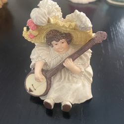 MAUD HUMPHREY BOGART - Susanna Playing Banjo Figurine Collectible