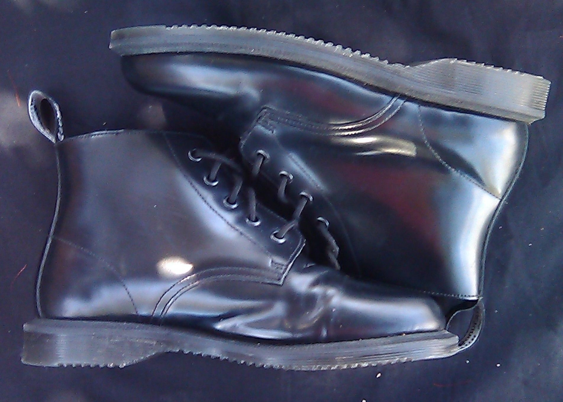 Women's Doc Marten's Air Wair Emmeline Ankle Boot Size 7
