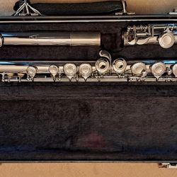Flute Artley 17-0 - Silverplated - $159 
