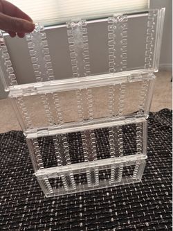 Earrings holder
