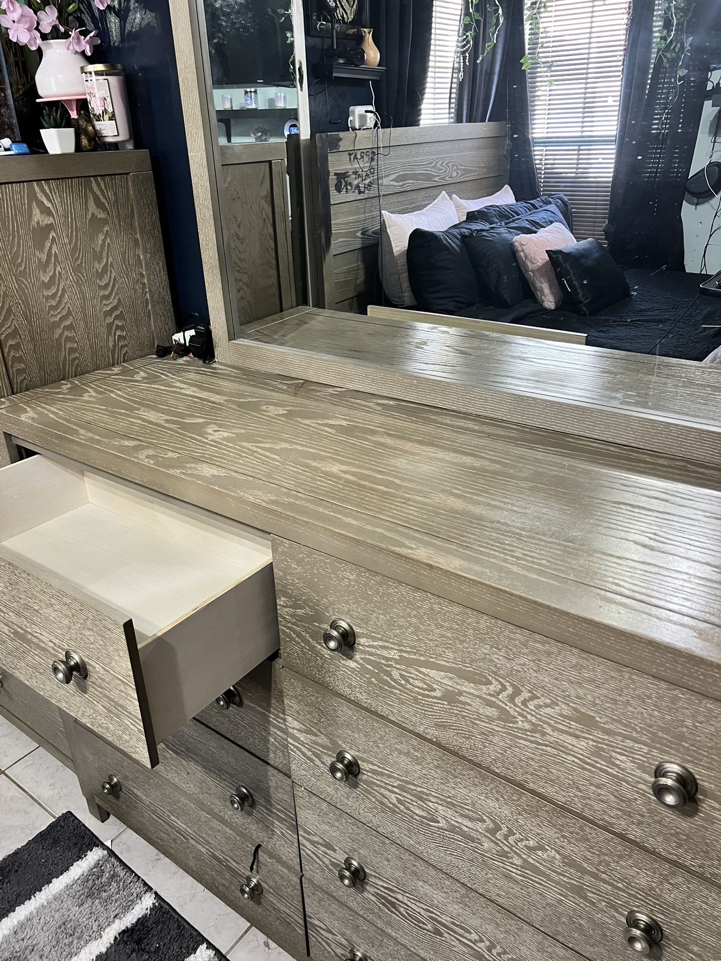 Dresser With Detachable Mirror Home & Garden