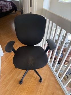 Office black chair