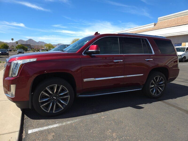 2016 Cadillac Escalade Luxury Collection