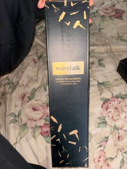 Wavy talk heated round brush