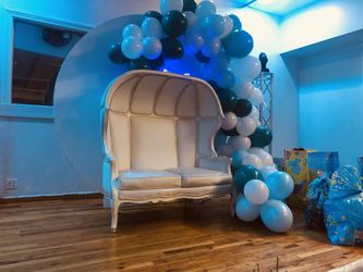 Porter Balloon French Love Seat