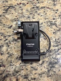 Tilta V-Mount Foldable
