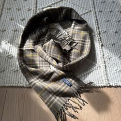 LOW PRICE MOVING- $600 + TAX RETAIL UNISEX WOOL SCARF