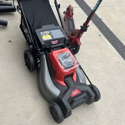 Milwaukee M18 FUEL Brushless Cordless 21 in. Dual Battery Self-Propelled Lawn Mower Tool Only 