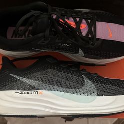 Pegasus plus black and glacier blue