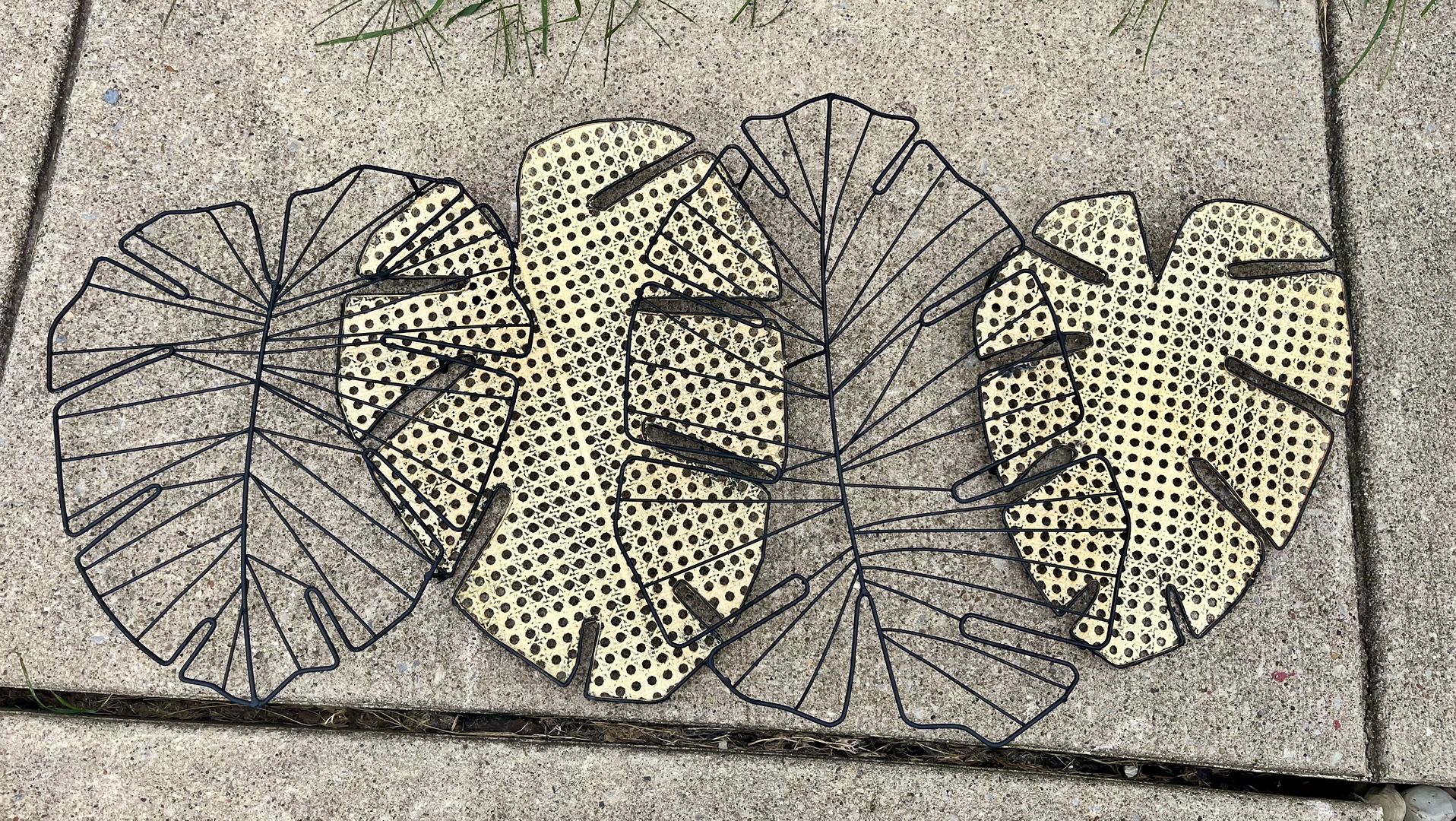 Metal Tropical leaf wall decor