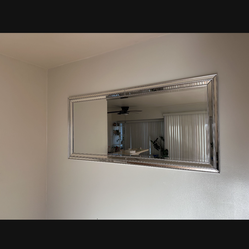 Wall mirror