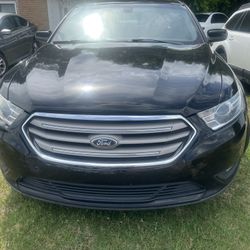 2017 Ford Taurus