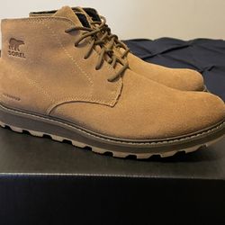 Men’s Casual Boots, Sizes 9