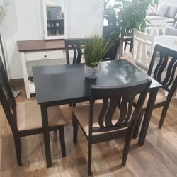 Black 5pc Dining Set With 4 Chairs With Fabric (New)