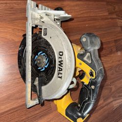 DeWalt CircularSaw
