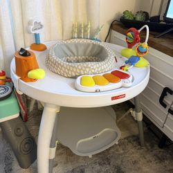 Skip Hop Activity Center