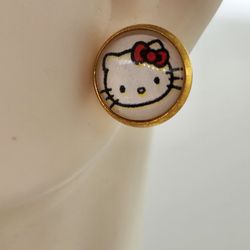 Hello Kitty Earrings 