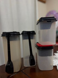 Buddeez dispenser