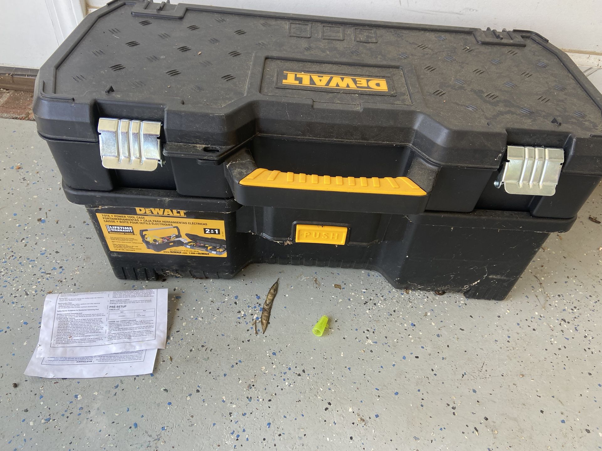 Dewalt Mobile Tool Box