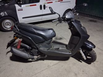 2020 DAIXS 150cc 4-STROKE  GAS MOPED semi new got papers