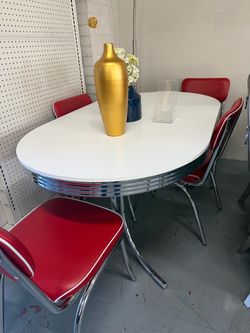 Retro Diner Table and Chair Set