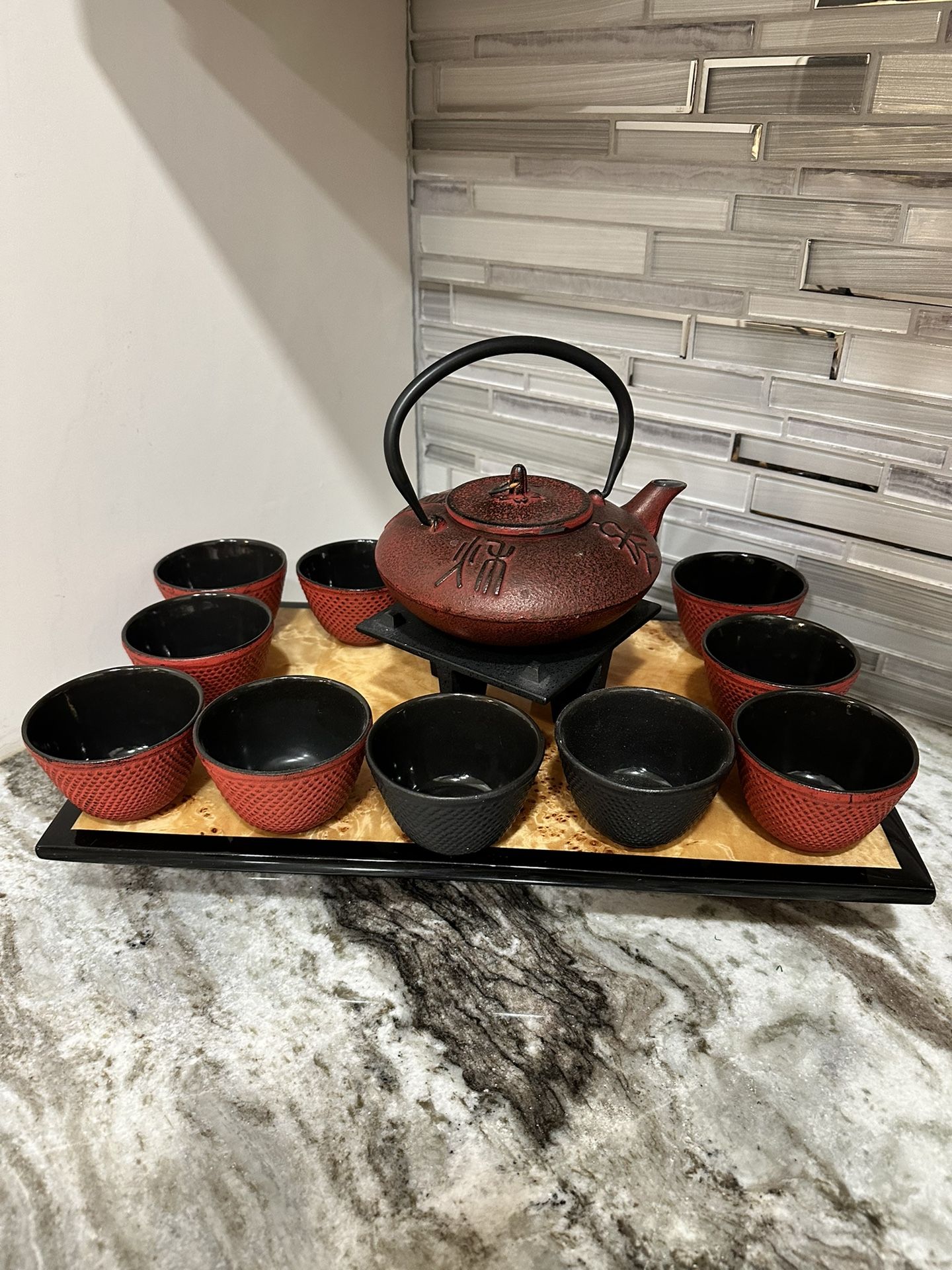 Japanese Style Classic Cast Iron Tea Kettle