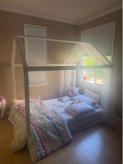 White Wooden House FULL Sized Bed Frame - FREE MATTRESS