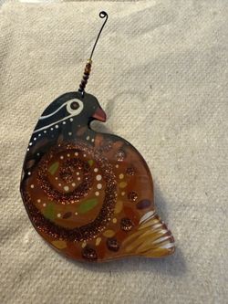 hand-painted artisan pin/brooch created by artist Robin Senour