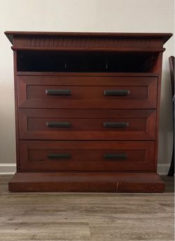 Cherry Wood Media Chest