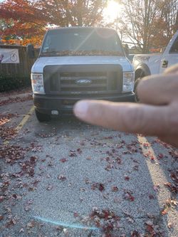 2011 Ford E-250