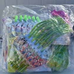 Party Supplies …Bluey Set, Lanterns   Bluey New ..  complete 10. kits settings   $20 Red Lanterns 14” …New.      $2.00 each  White lanterns 14”….     